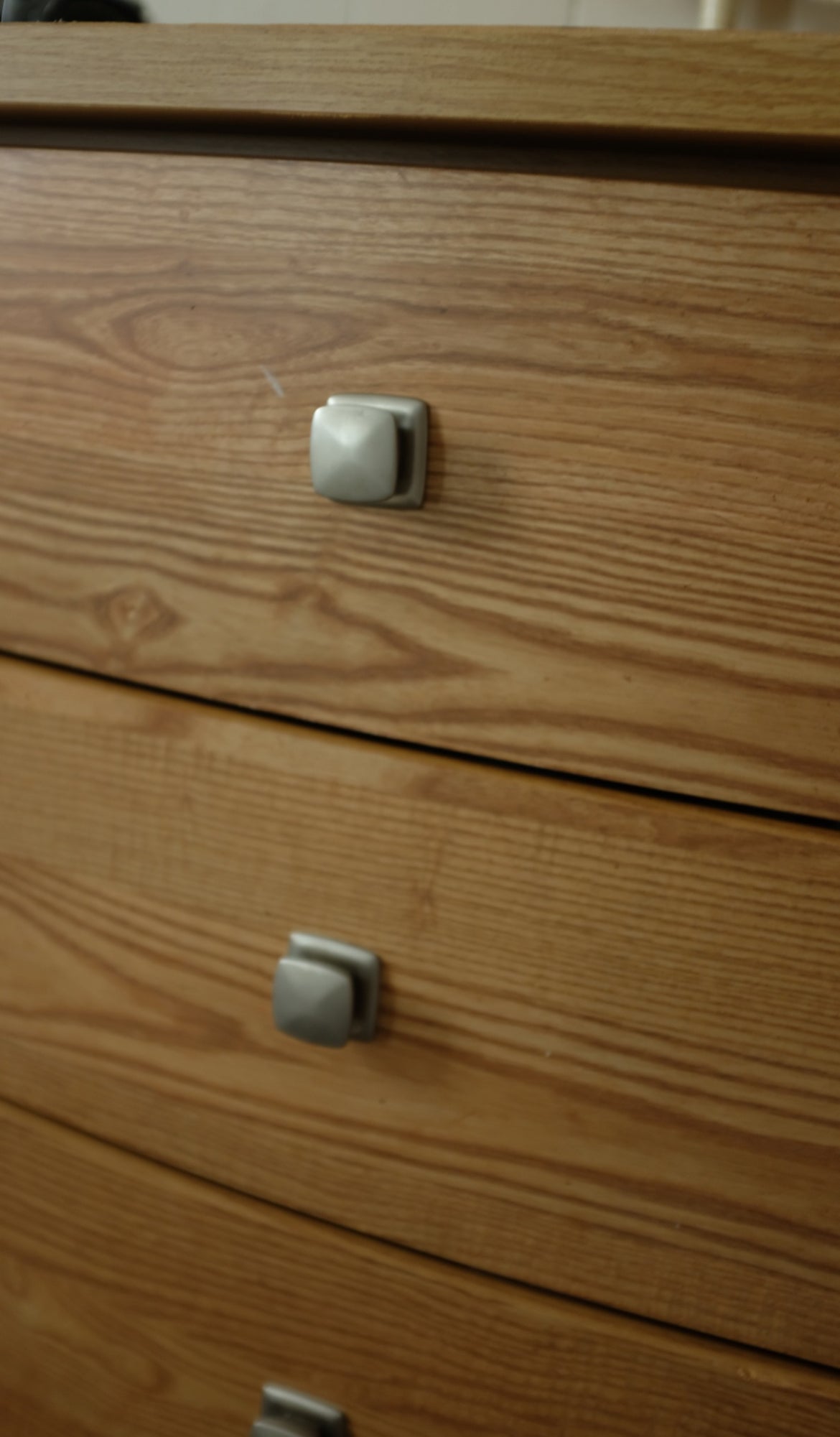 Real Wood 5-Drawer Dresser