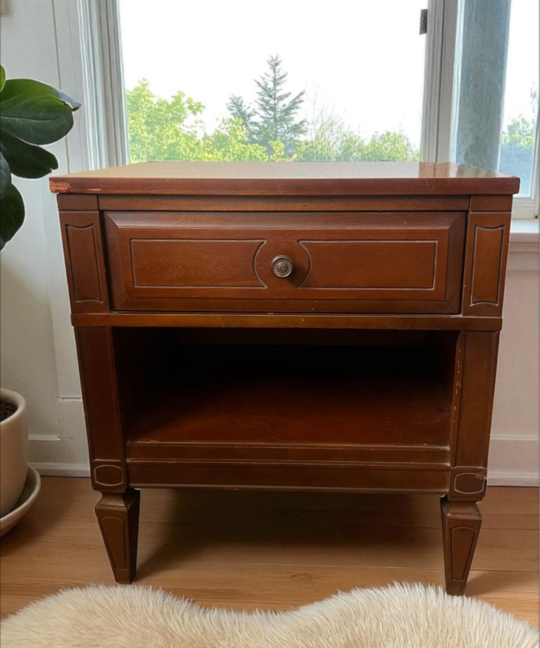 Dresser & Nightstand Set