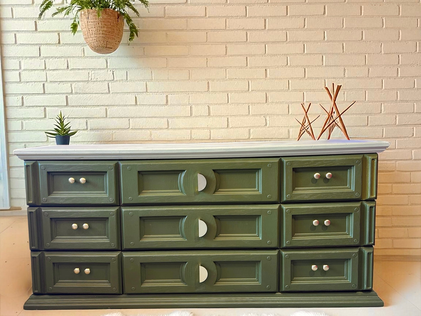 Servidia 9 Drawer Dresser Refinished