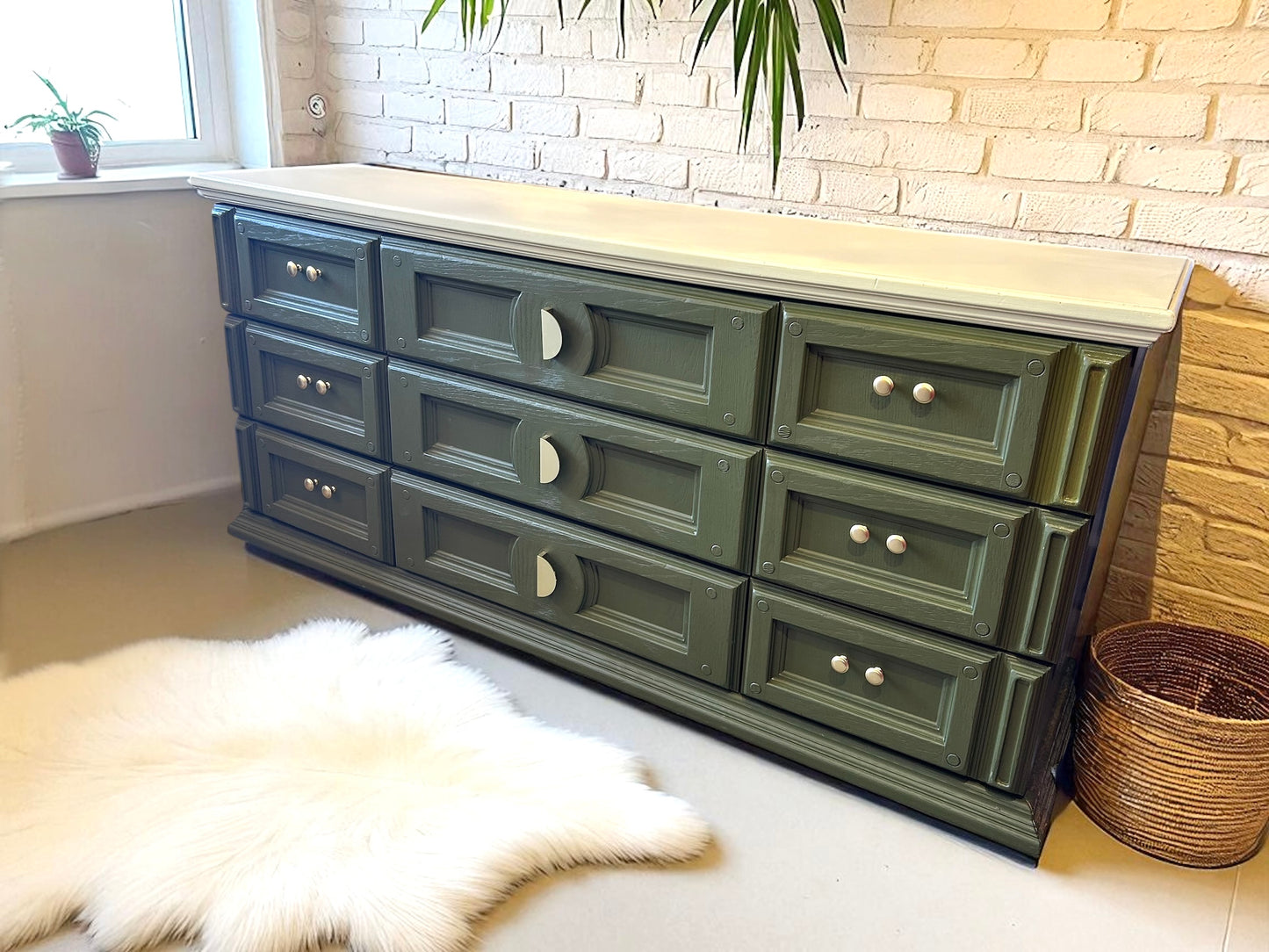 Servidia 9 Drawer Dresser Refinished