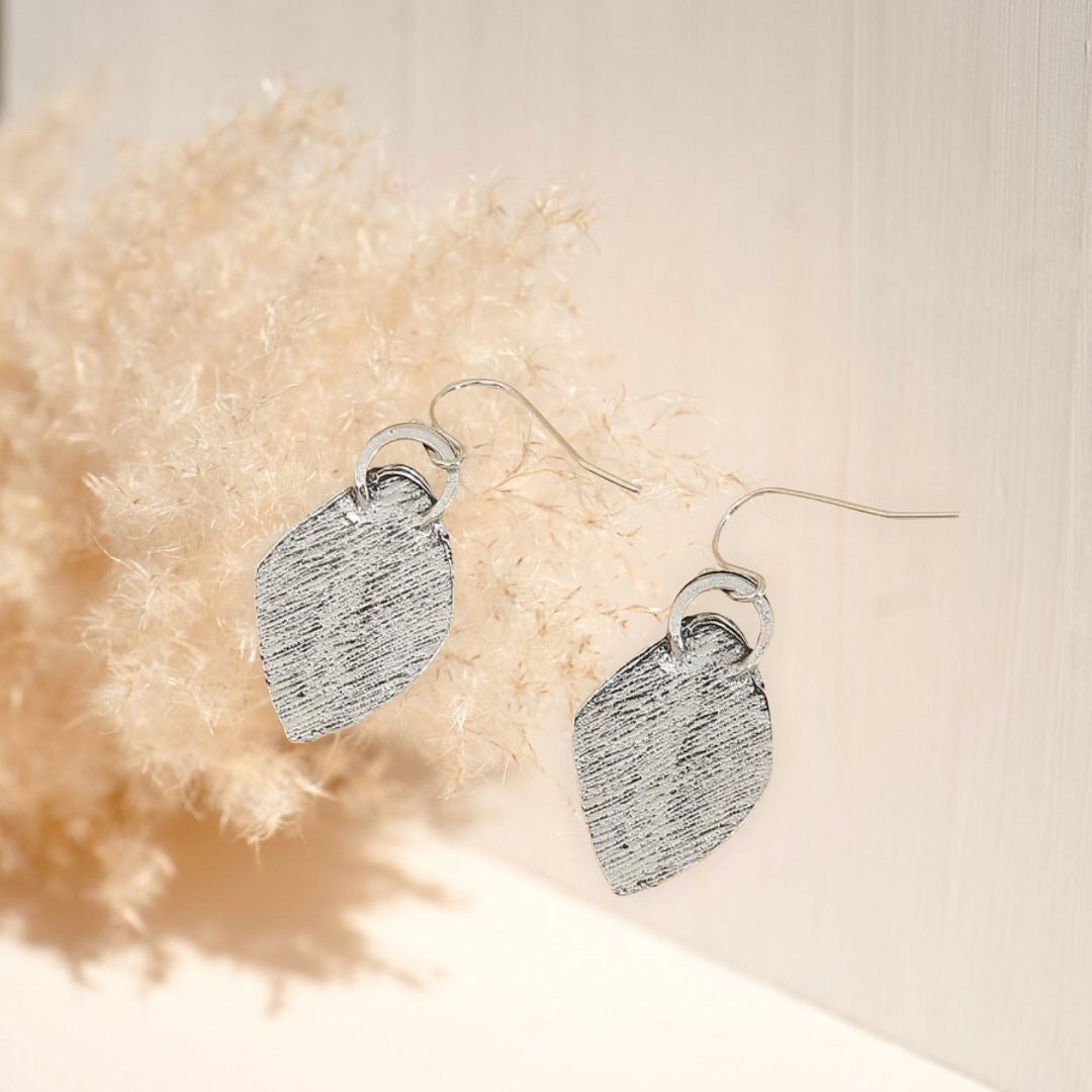 Gemstone decor dangle earrings