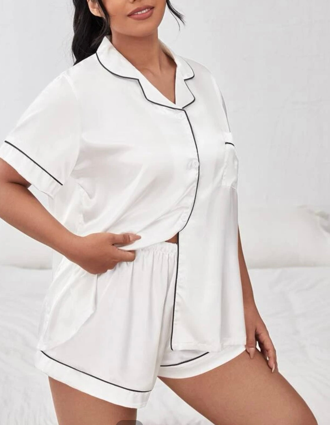 Plus contrast binding satin pajama set