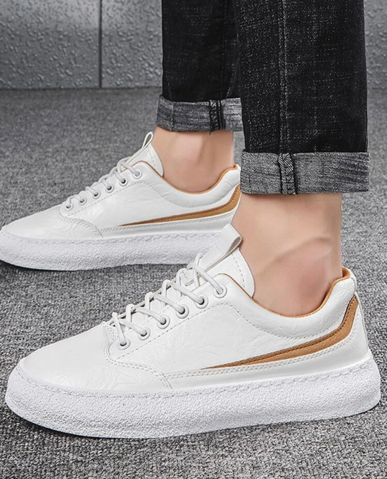 Men’s white and beige textured lace-up front skate shoes