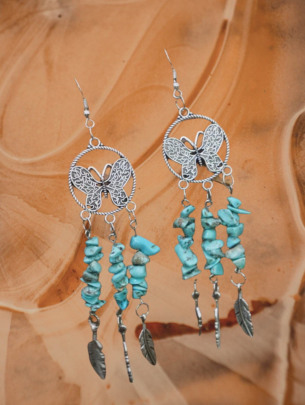 Butterfly decor dangle earrings