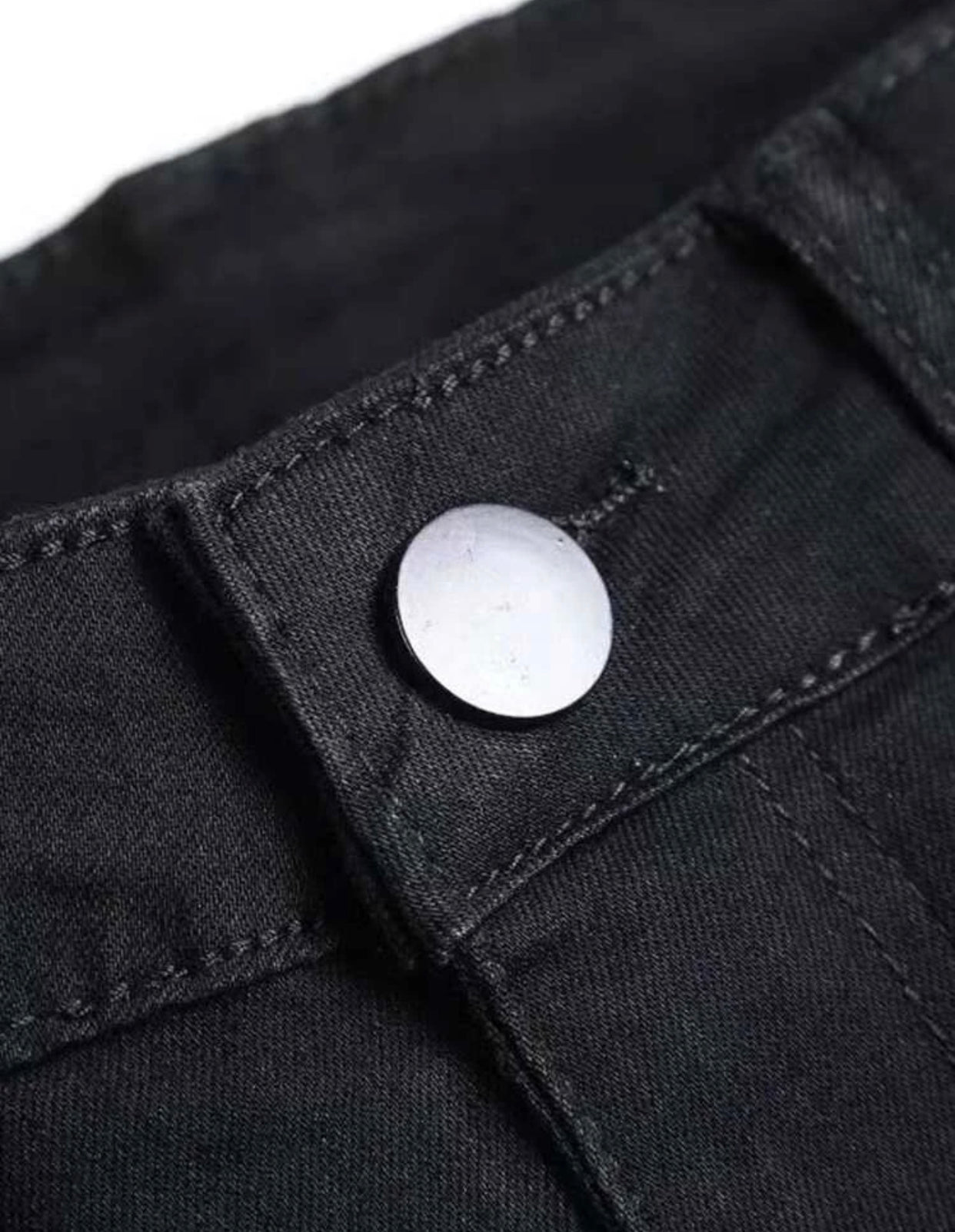 Men’s solid straight leg denim shorts