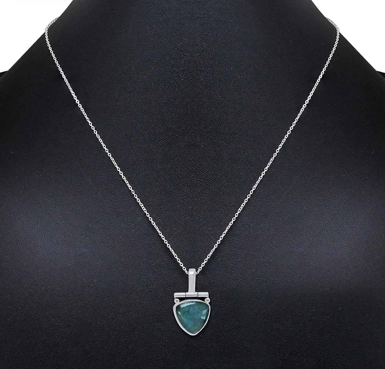 Labradorite Sterling Silver Pendant Necklace For Women 18 Inch. 925 silver chain pendant