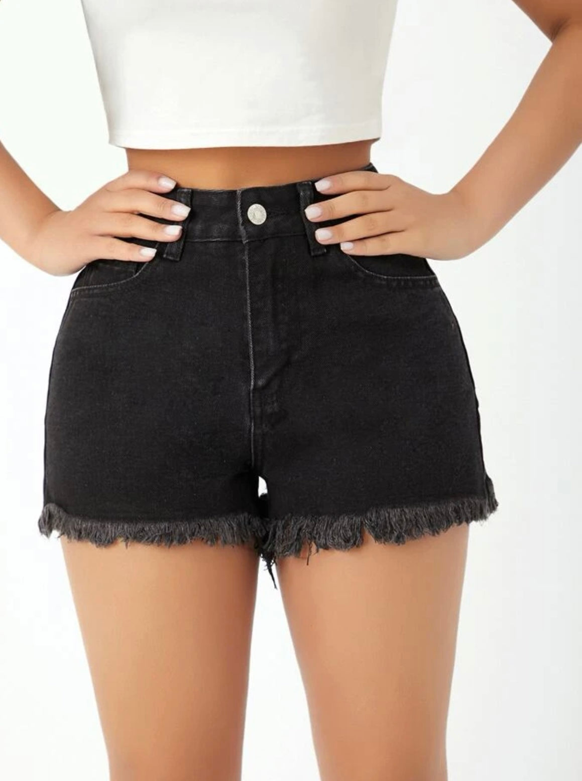 Petite butterfly embroidery raw hem denim shorts