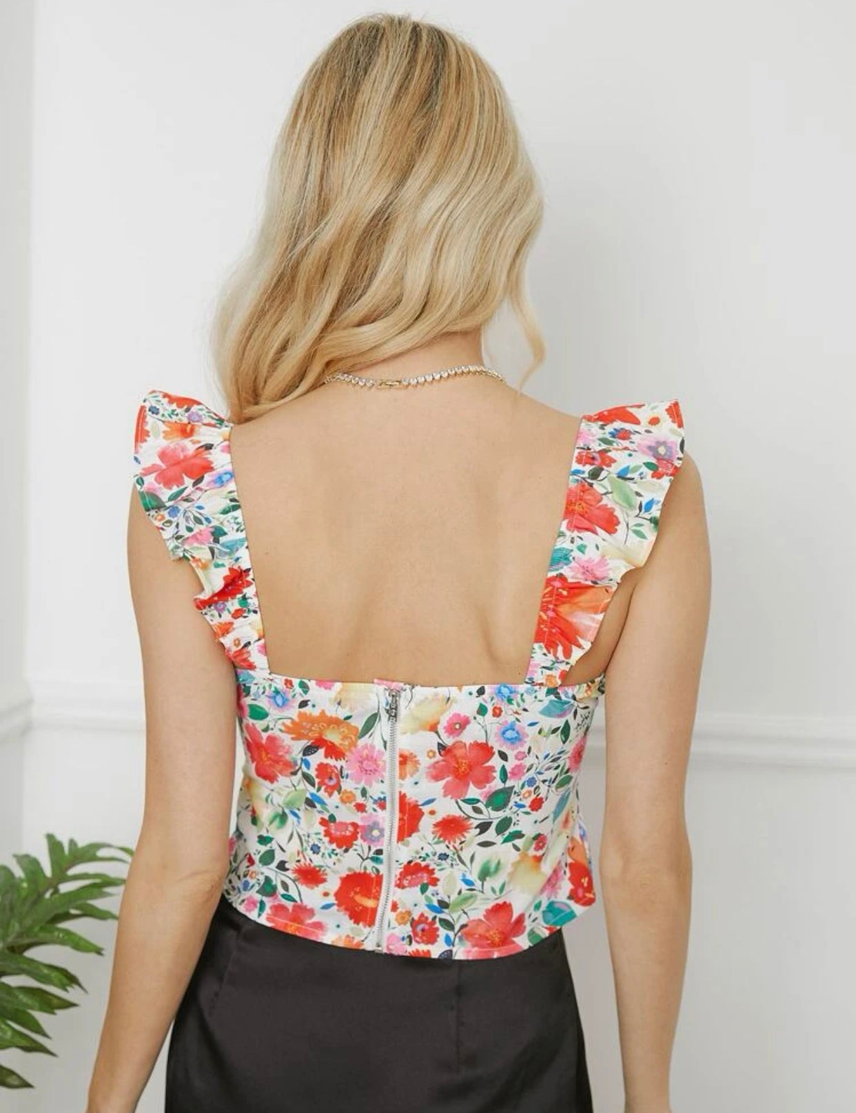 Floral print ruffle trim top