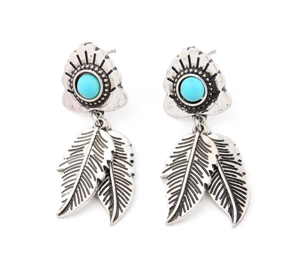 Vintage Carved Leaf Statement Stud Earrings For Women