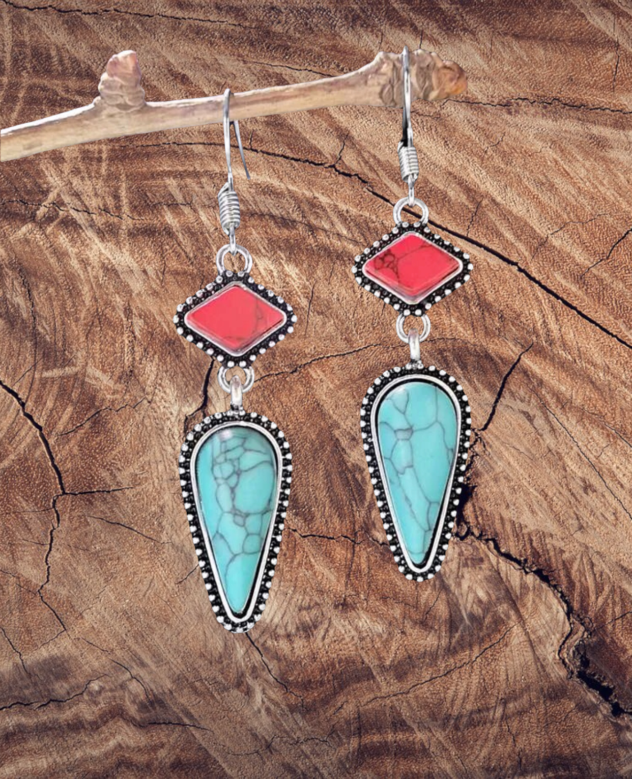 Geometric dangle earrings
