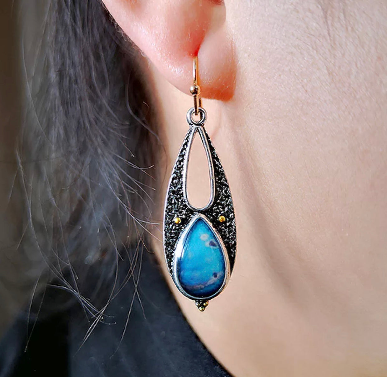 Vintage Tear Drop Blue Resin Earrings