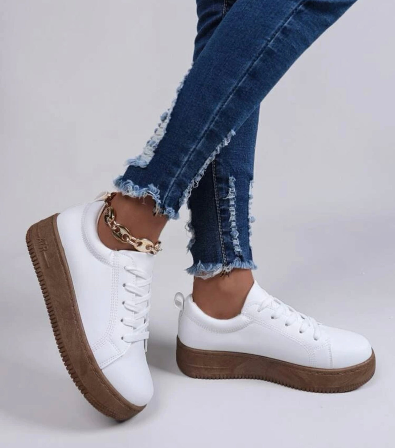 Stitch detail lace-up front skate shoes