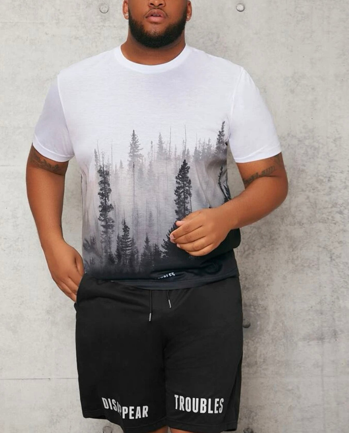 Extended sizes men tree & letter graphic tee & drawstring waist shorts