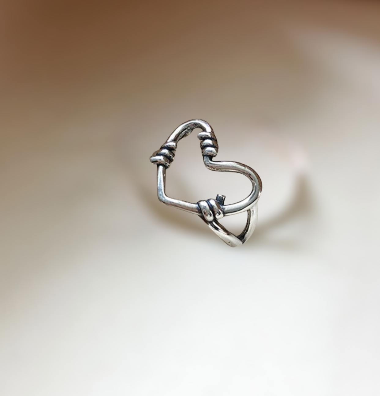 Hear decor ring. Adjustable in size.