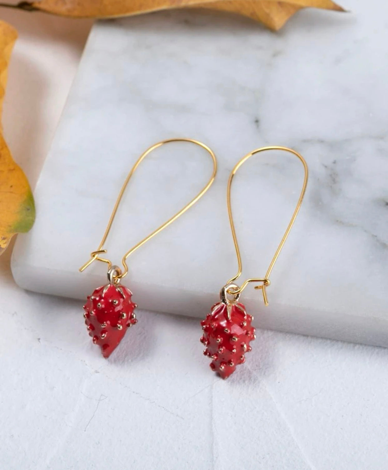 Strawberry decor drop earrings