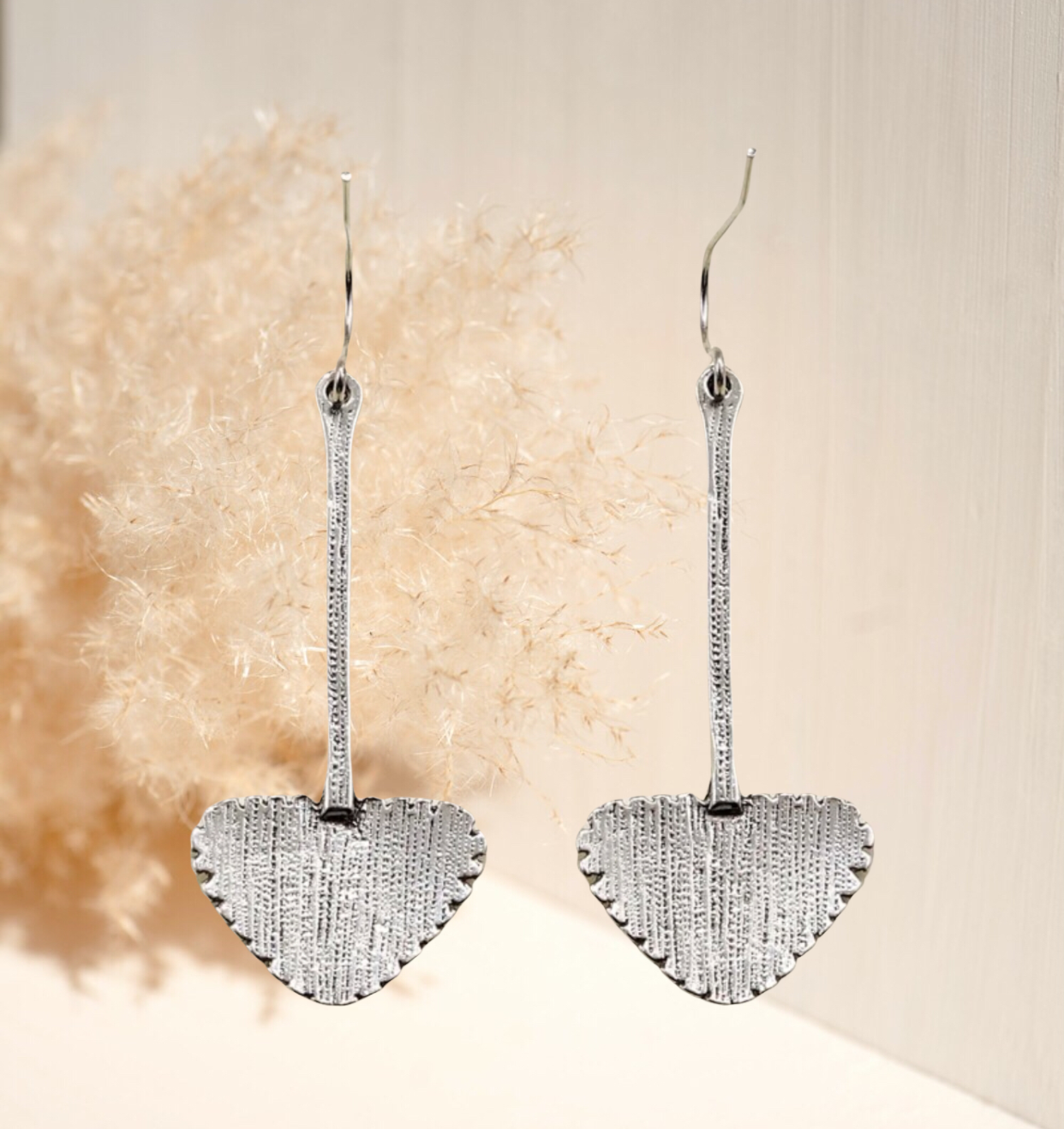 Geometric green decor arrow dangle earrings