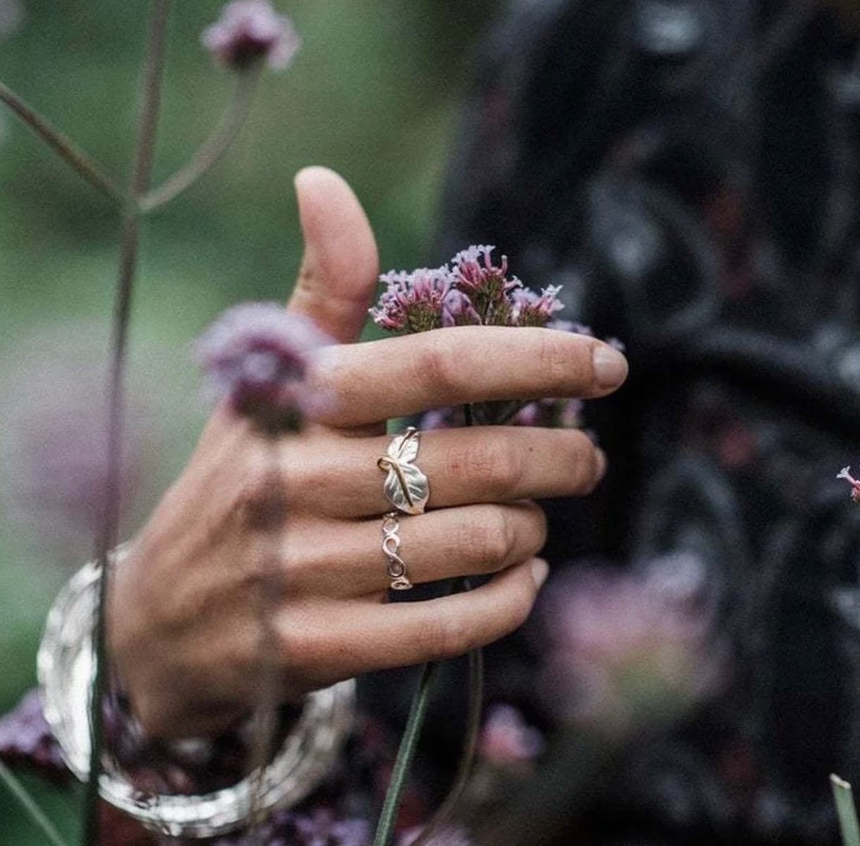 Gold & silver leaf dual tone ring.