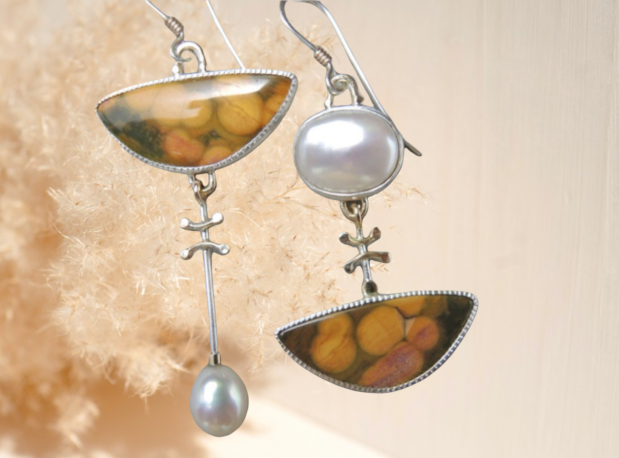 Elegant yellow stone embellished with pearl asymmetric dangle earrings