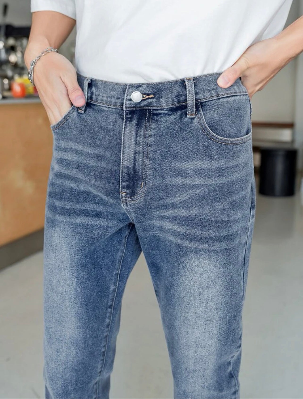Men Slant Pocket Jeans