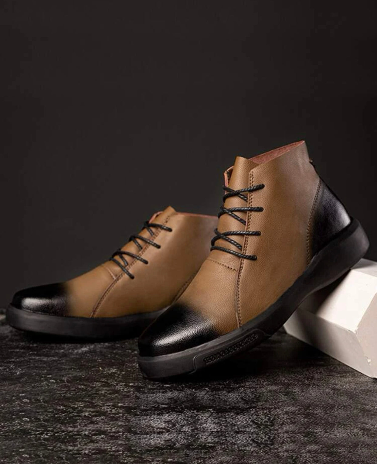 Men two tone lace-up front combat boots