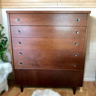 Bassett Furniture inc. vintage dresser