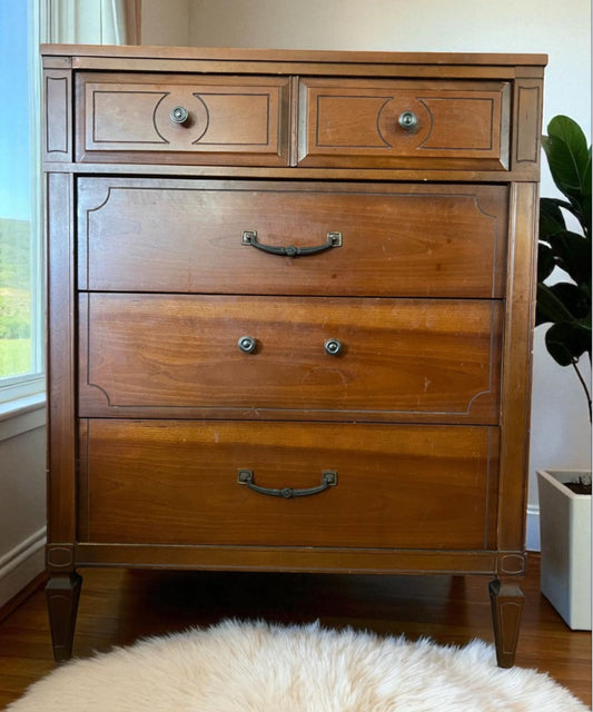 Dresser & Nightstand Set
