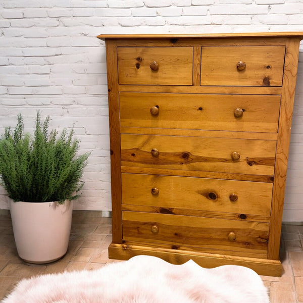 6-Drawer Pine Dresser