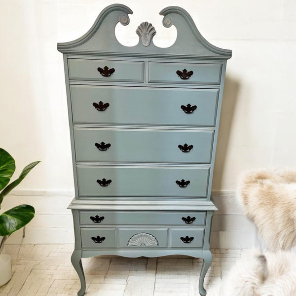 Thomasville Antique Dresser