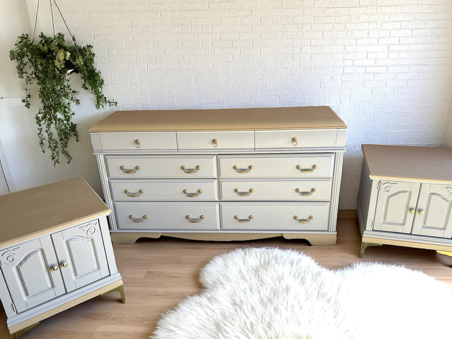 Arkia 3 Piece Bedroom Set