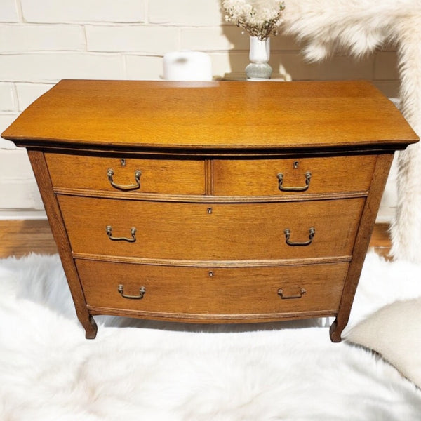 Vintage 4 Drawer Dresser (V4DD1h)