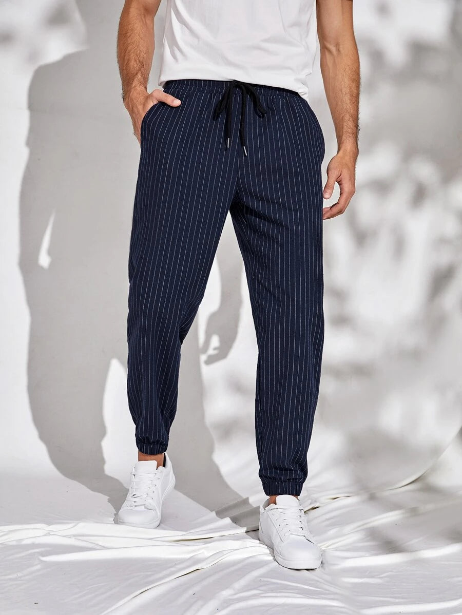 Men Striped Print Carrot Pants