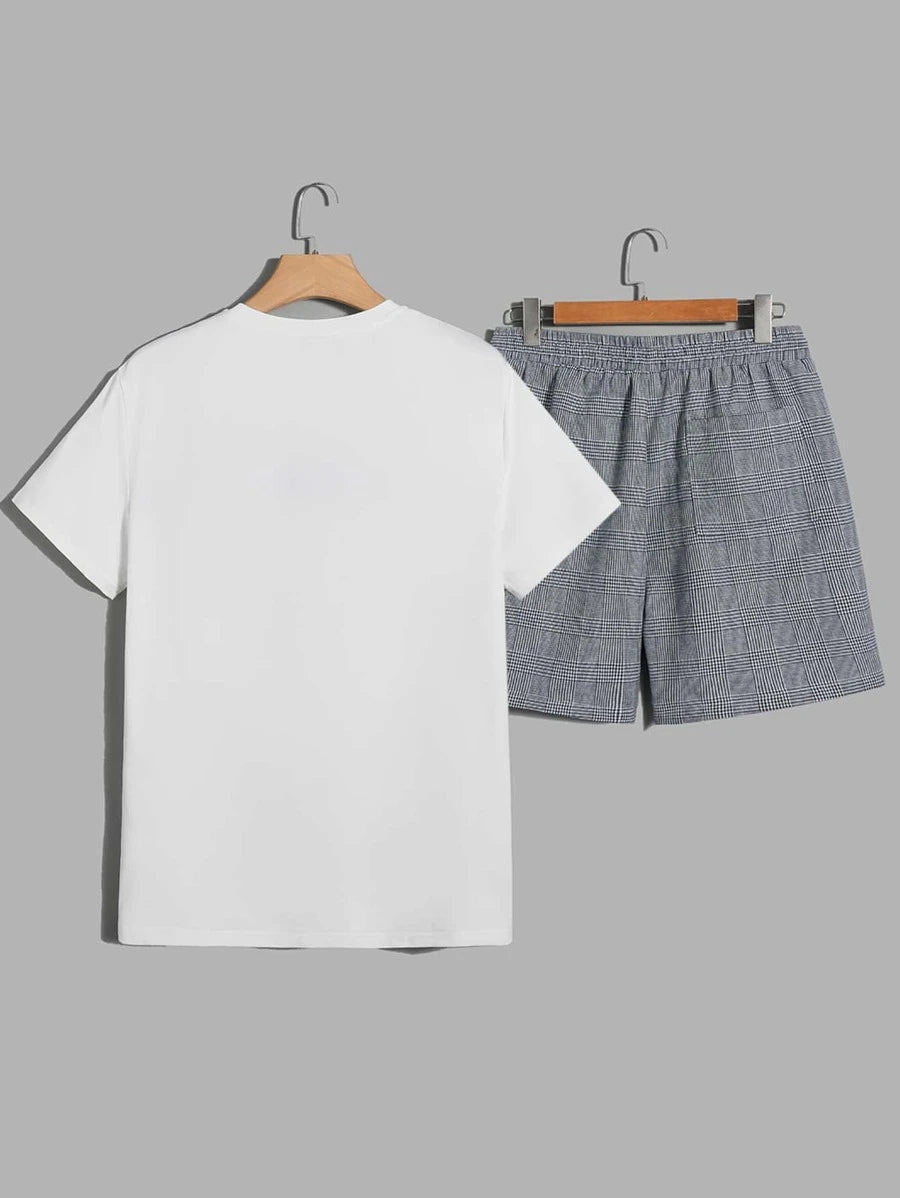 Men Plaid Print Tee & Drawstring Waist Shorts