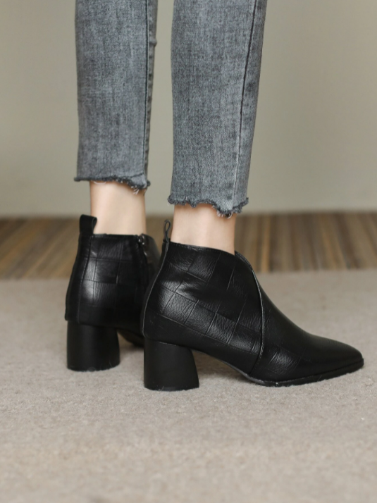 Textured Side Zipper Chunky Classic Boots