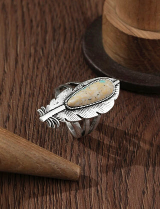 Feather decor ring. Sizes 6-10