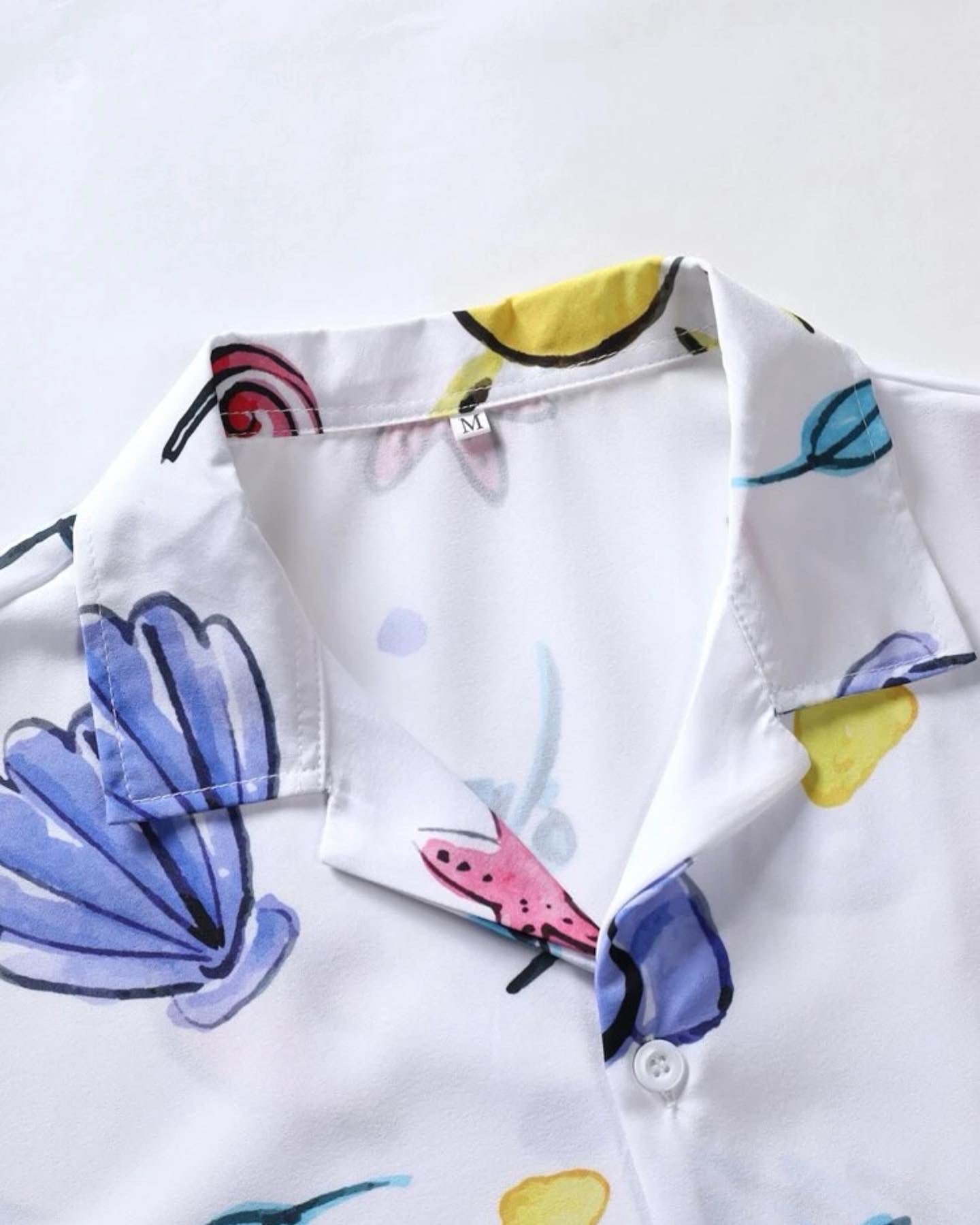 Men’s shell & strawberry print shirt without tee