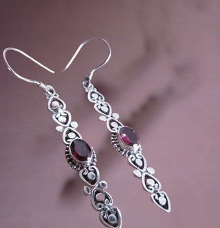 Beautiful European vintage inspired red garnet dangle earrings