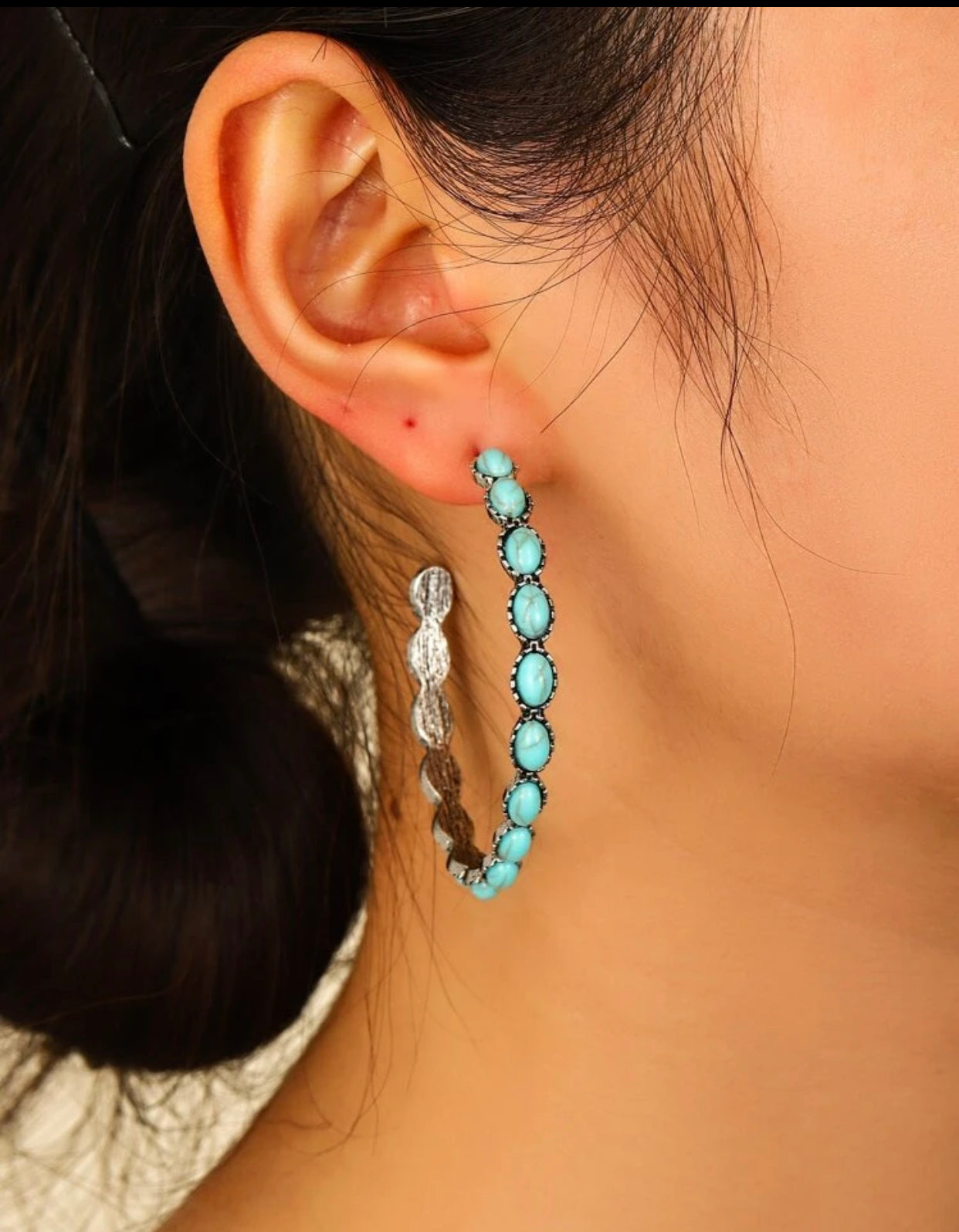 Turquoise decor hoop earrings