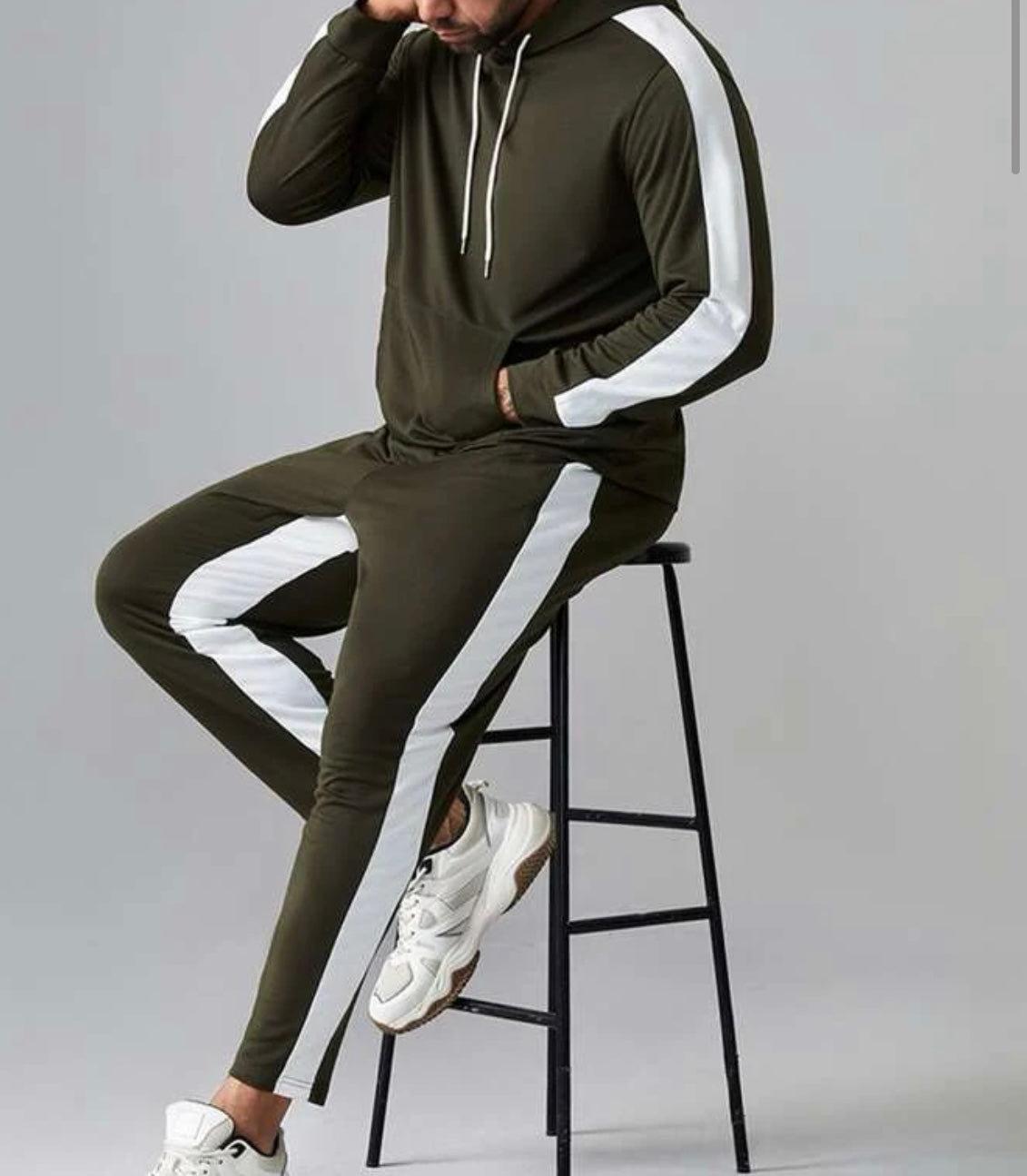 Extended sizes men contrast sideseam hoodie and sweat pants set