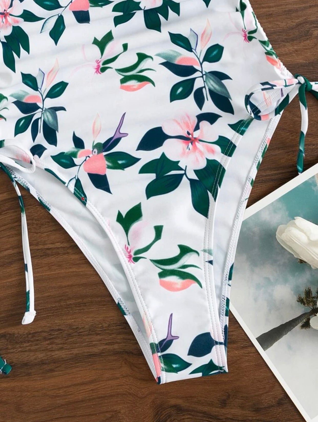 Random floral print tie side one piece swimsuit