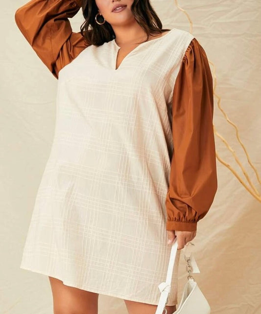 Plus color block lantern sleeve dress