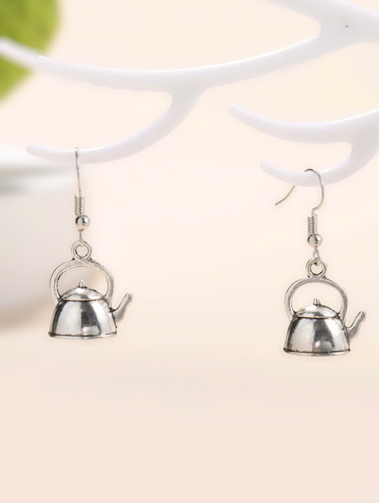 Kettle drop earrings