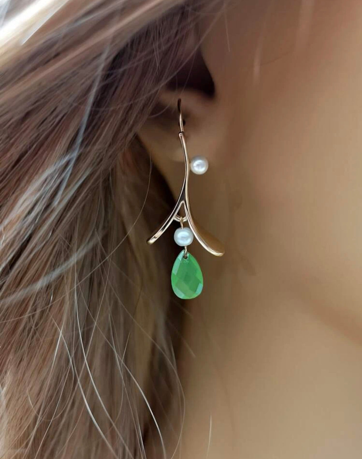 Faux pearl decor earrings