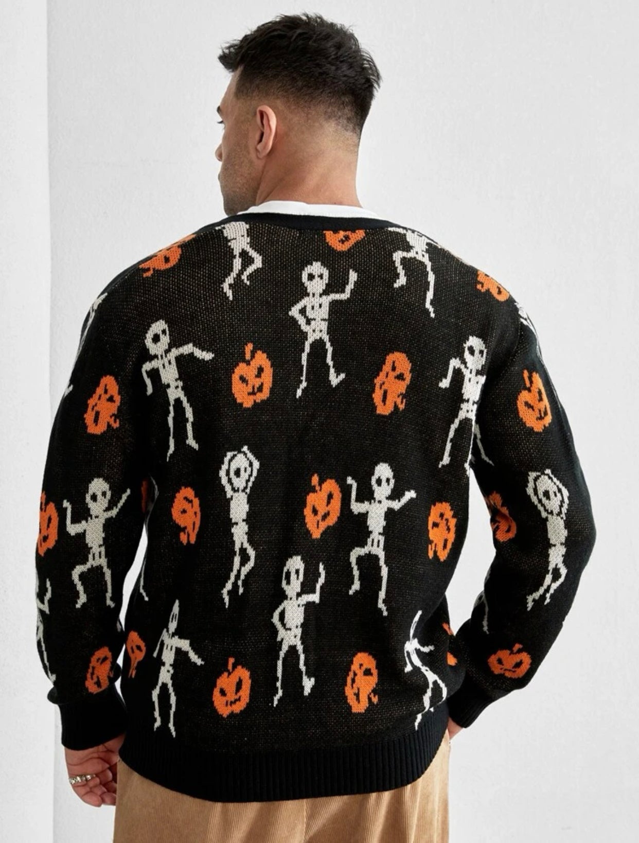 Men’s extended size Halloween Pumpkin & Skeleton Pattern Cardigan