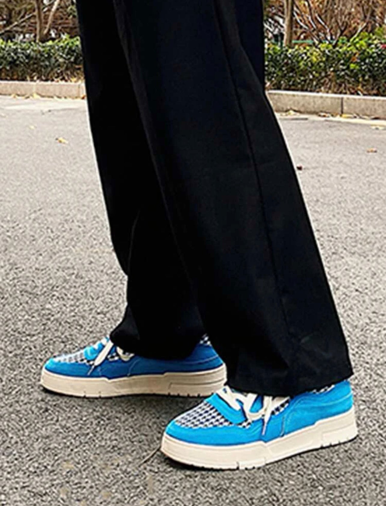 Men Lace-up Front Skate Shoes