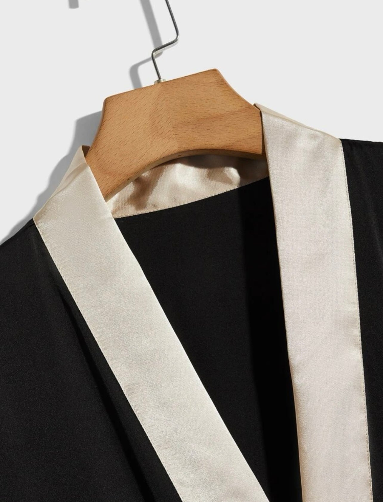 Men contrast trim dual pocket open front belted satin sleep robe