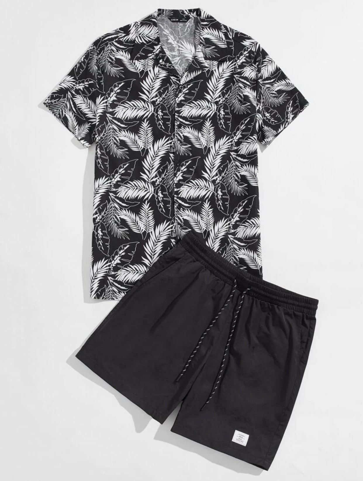Men’s notch collar tropical print shirt and drawstring waist patched detail shorts set
