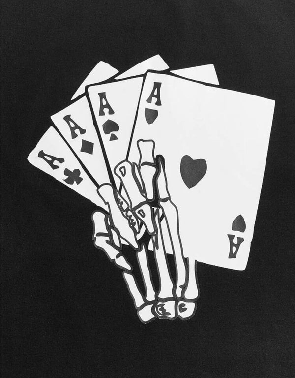 Men’s  playing card and skull hand print tee