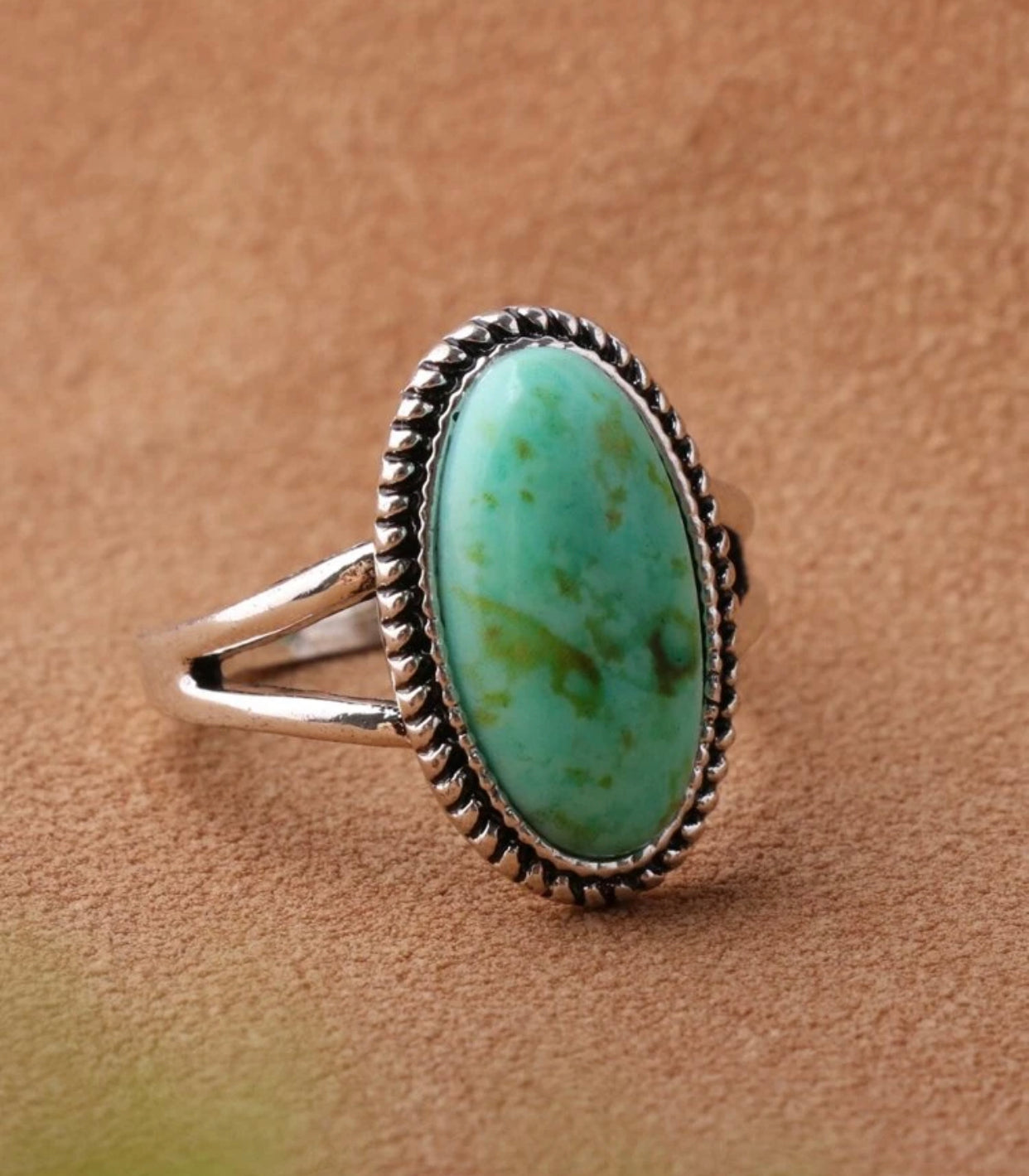 Oval decor turquoise style statement ring. Size 8.