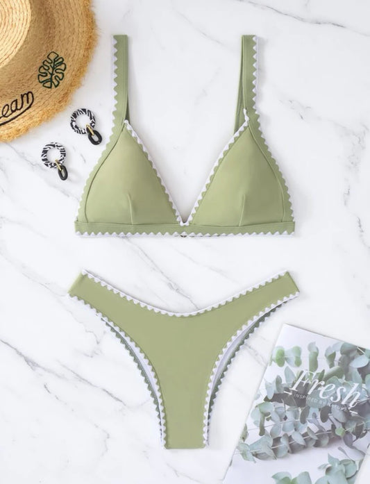 Stitch detail triangle bikini swimsuit