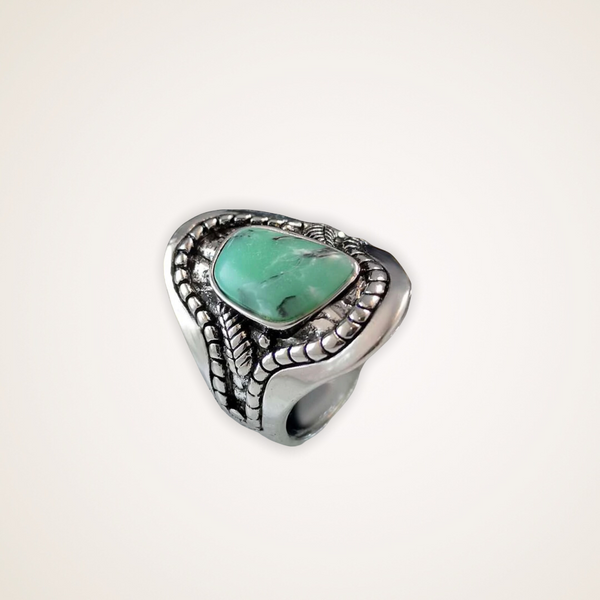Textured turquoise decor metal ring. Size 10.